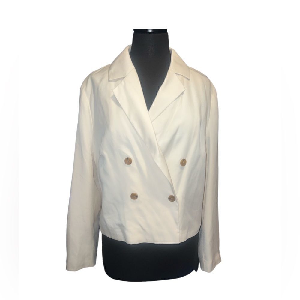 NWT Banana Republic White Blazer